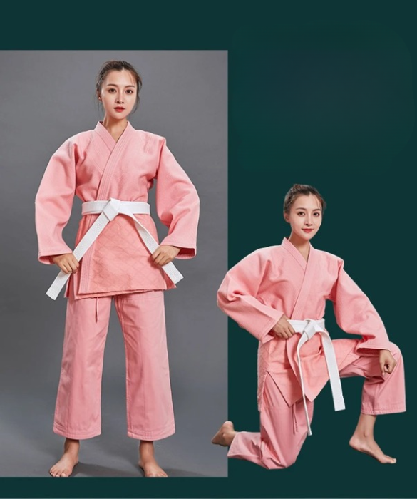 Kimono judo rose clair